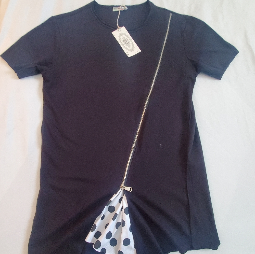 Black shirt